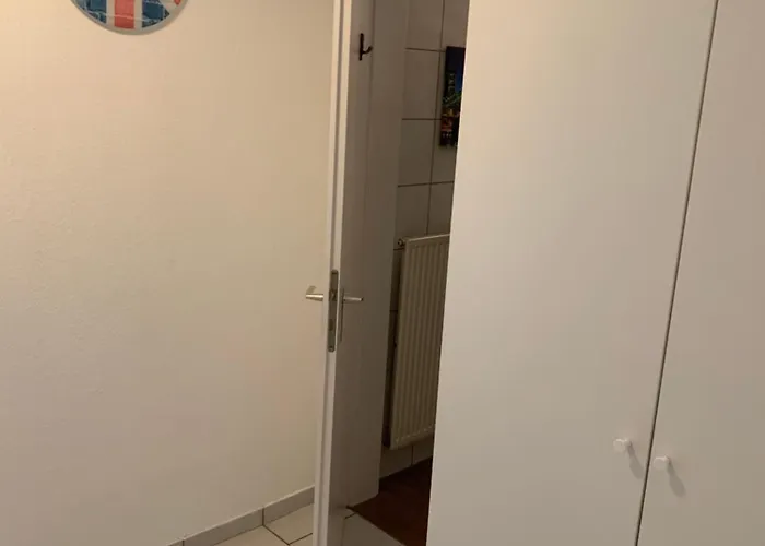 Easy Travel: In Lejlighed